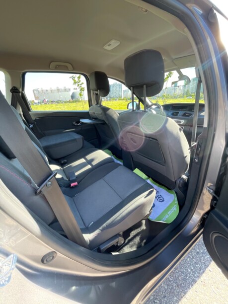 Renault Grand Scenic III · 2-й рестайлинг, 7 мест, 2013 г.