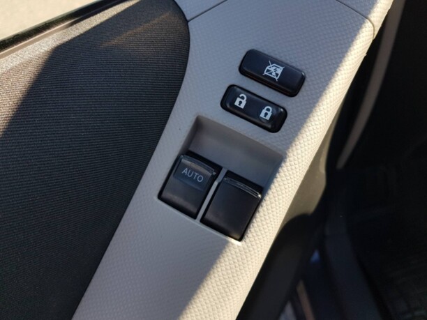 Toyota Yaris II (XP9), 2009 г.