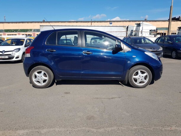 Toyota Yaris II (XP9), 2009 г.