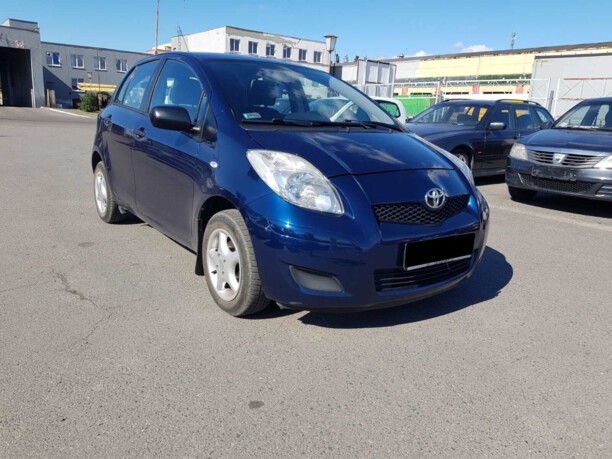Toyota Yaris II (XP9), 2009 г.