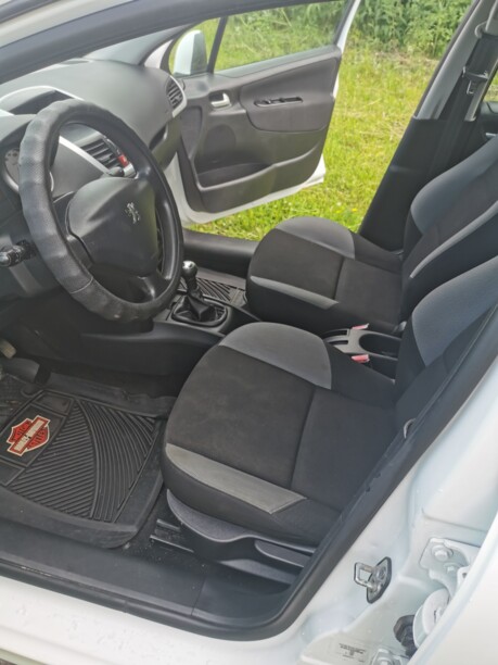 Peugeot 207 I · Рестайлинг, 2009 г.