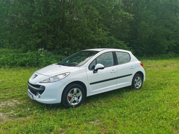 Peugeot 207 I · Рестайлинг, 2009 г.