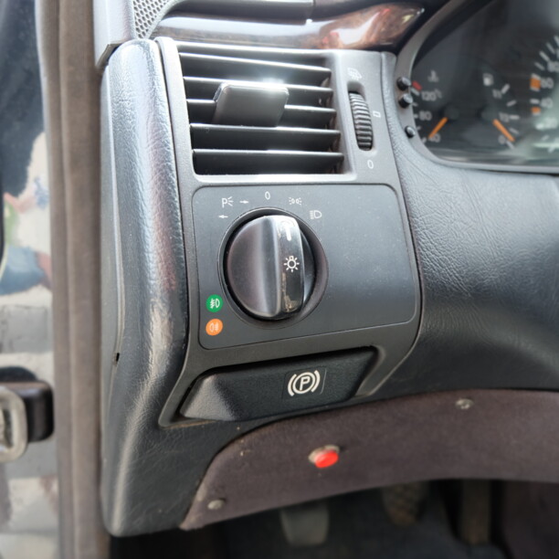 Mercedes-Benz E-Класс W210, S210, 1995 г.