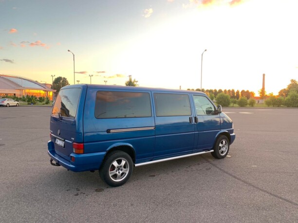 Volkswagen Caravelle T4, 2001 г.