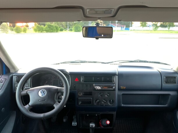 Volkswagen Caravelle T4, 2001 г.