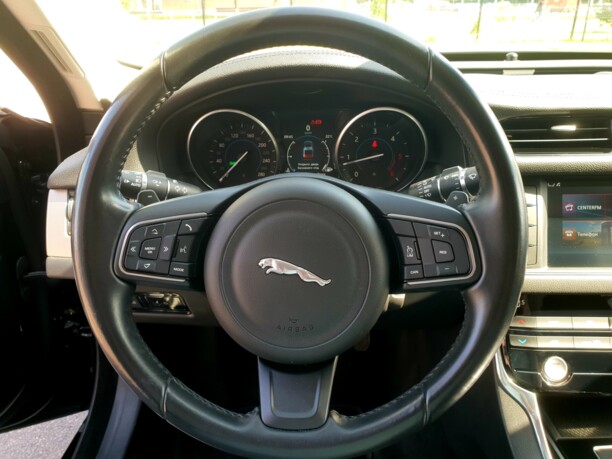 Jaguar XF X260, 2017 г.