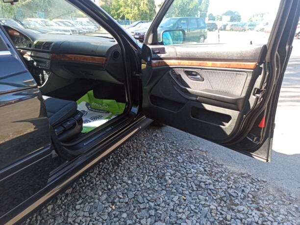 BMW 5 серия E39, 2001 г.