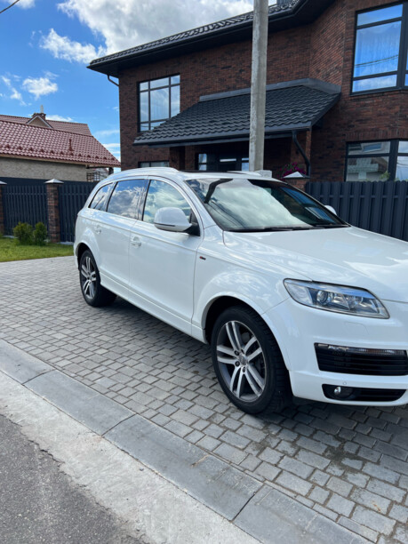 Audi Q7 4L, 7 мест, 2007 г.
