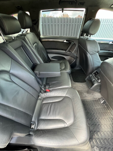Audi Q7 4L, 7 мест, 2007 г.