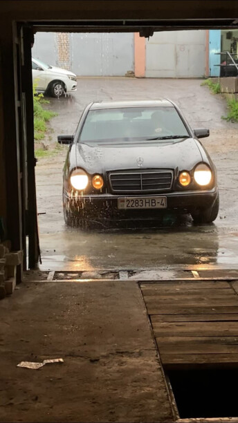 Mercedes-Benz E-Класс W210, S210, 1997 г.