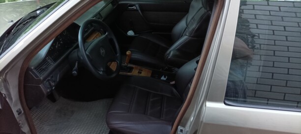 Mercedes-Benz E-Класс W124, S124, C124, A124, 1989 г.