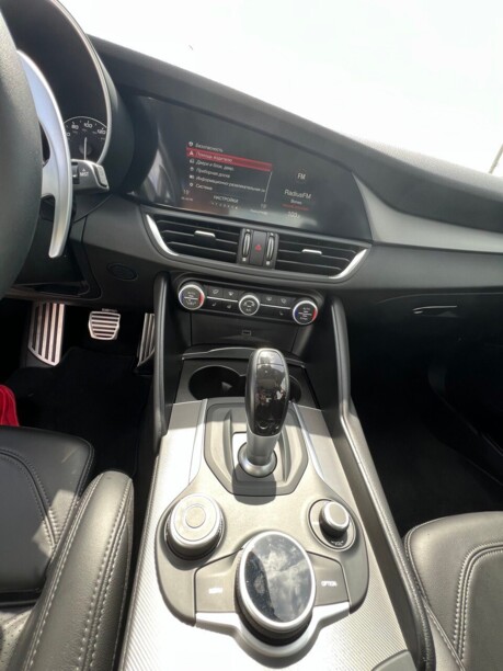 Alfa Romeo Giulia, 2019 г.