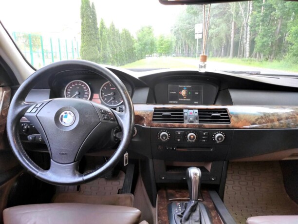 BMW 5 серия E60, E61, 2004 г.