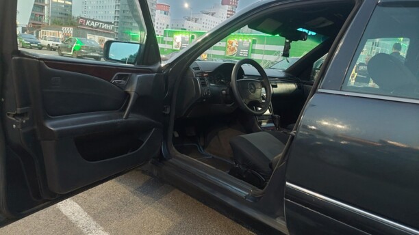 Mercedes-Benz E-Класс W210, S210, 1996 г.