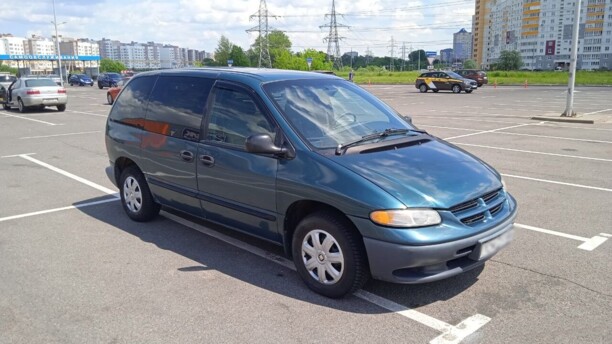 Dodge Caravan III, 7 мест, 2000 г.