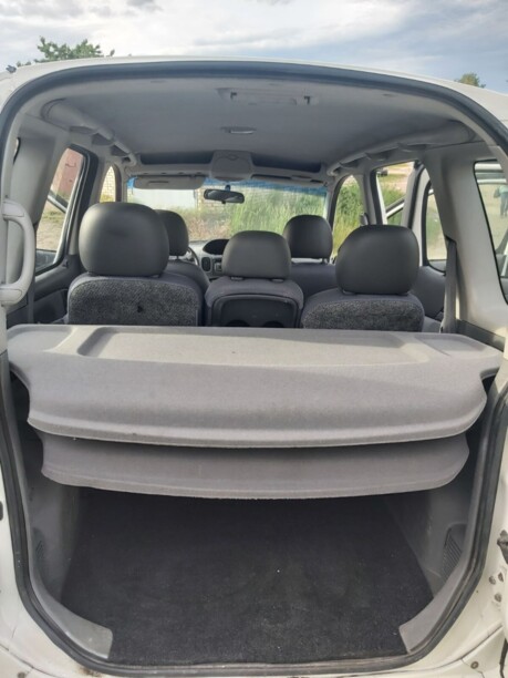 Toyota Yaris Verso, 2003 г.