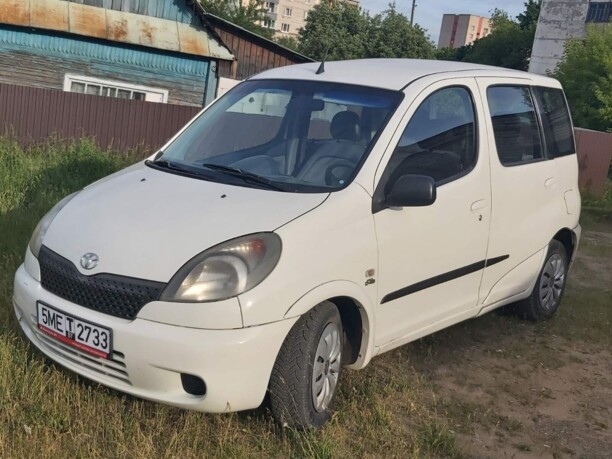 Toyota Yaris Verso, 2003 г.