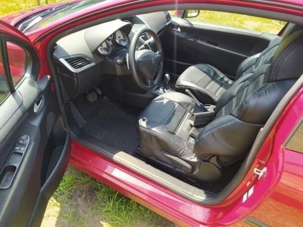Peugeot 207 I · Рестайлинг, 2010 г.