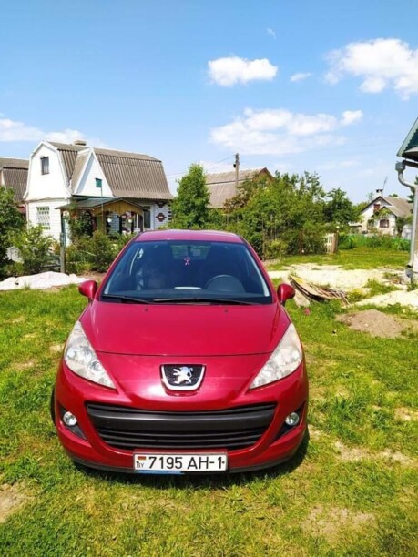 Peugeot 207 I · Рестайлинг, 2010 г.