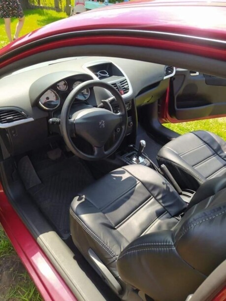 Peugeot 207 I · Рестайлинг, 2010 г.