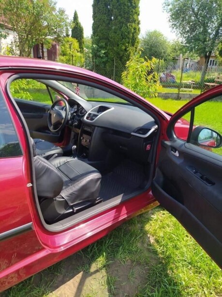 Peugeot 207 I · Рестайлинг, 2010 г.