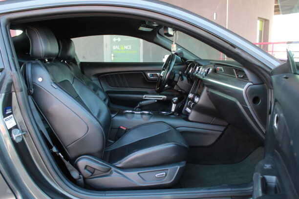 Ford Mustang VI, 2015 г.
