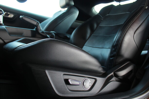 Ford Mustang VI, 2015 г.