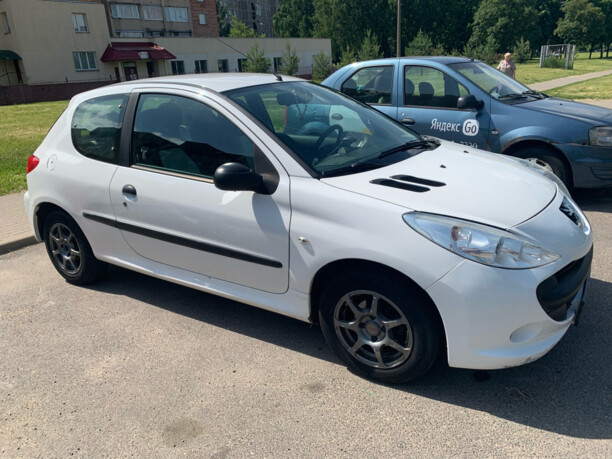 Peugeot 206 Plus, 2011 г.