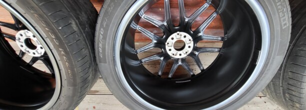 Оригинал мерседес 10x22 5x115 4 шт.