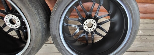 Оригинал мерседес 10x22 5x115 4 шт.