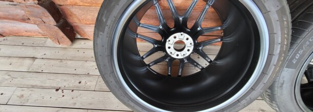 Оригинал мерседес 10x22 5x115 4 шт.