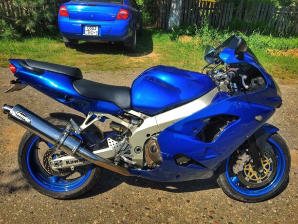 Kawasaki ZXR zx9r , 2001 г.