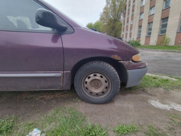 Chrysler Voyager III, 7 мест, 1999 г.