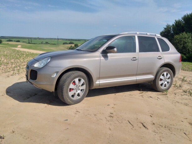 Porsche Cayenne 955, 2004 г.