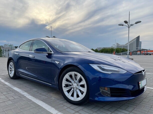 Tesla Model S I · Рестайлинг, 2016 г.