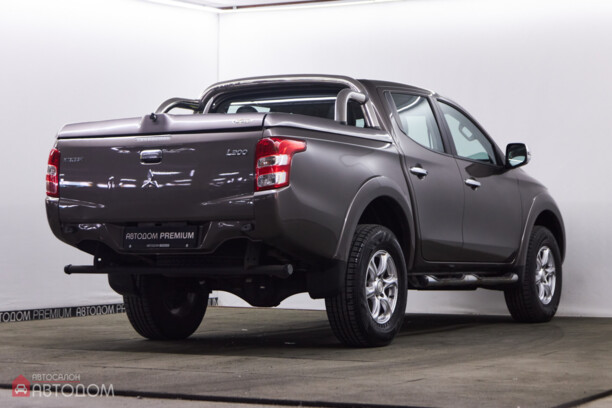 Mitsubishi L200 V, 2015 г.