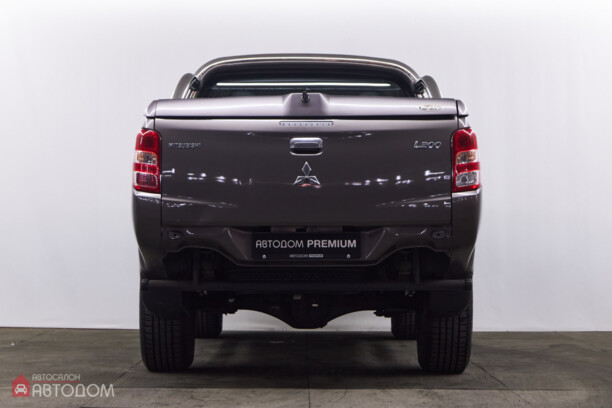 Mitsubishi L200 V, 2015 г.