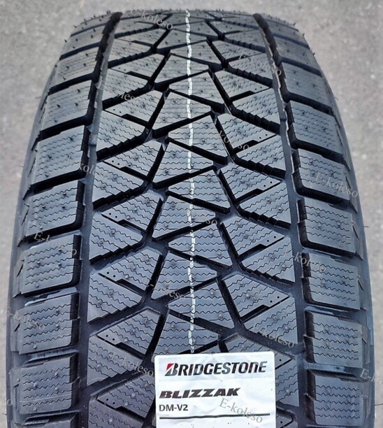 Легковые шины Bridgestone Blizzak Dm-v2 235/65 R18 4 шт.