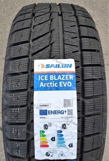 Легковые шины Sailun Ice Blazer Arctic Evo 245/60 R18 4 шт.