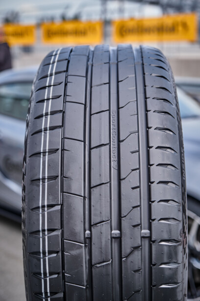 Легковые шины Continental SportContact 7 255/40 R19 4 шт.