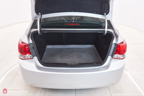 Chevrolet Cruze J300 · Рестайлинг, 2015 г.