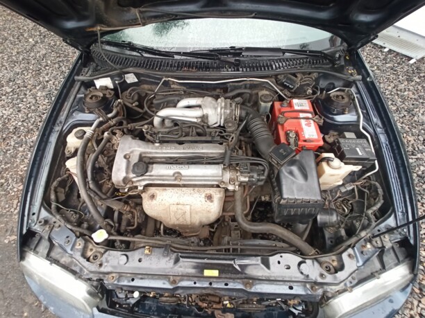 Mazda 323F, 1998 г.