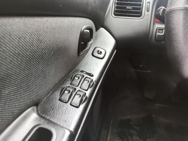 Mazda 323F, 1998 г.