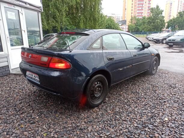Mazda 323F, 1998 г.