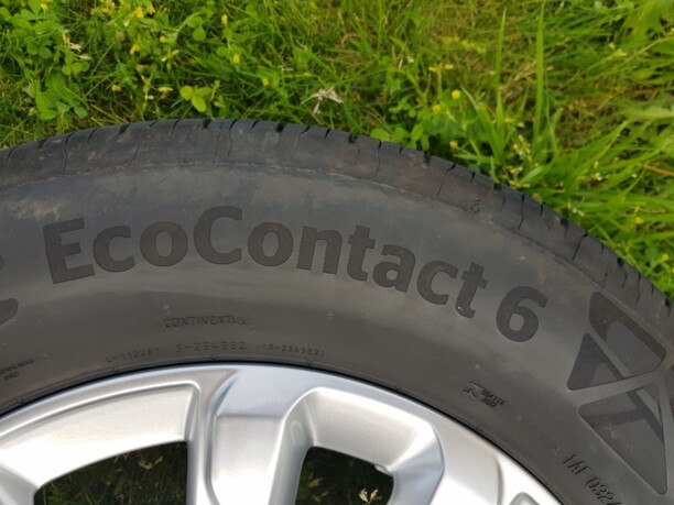 Легковые шины Continental EcoContakt 6 215/65 R16 4 шт.