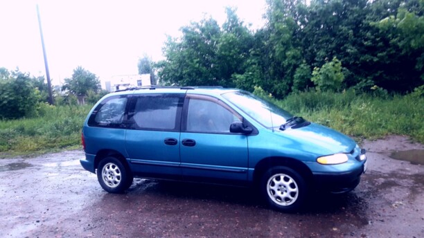Dodge Caravan III, 7 мест, 1999 г.
