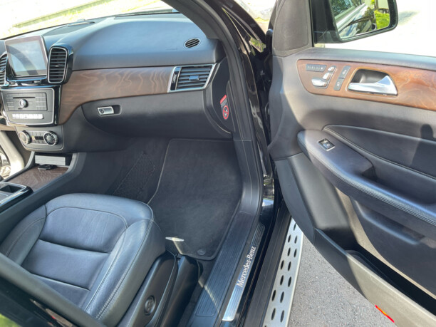 Mercedes-Benz GLE W166, 2015 г.