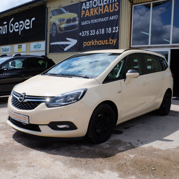 Opel Zafira C · Рестайлинг, 7 мест, 2017 г.