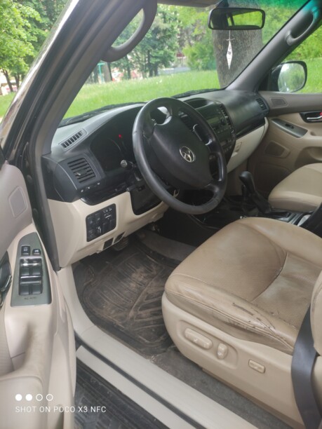 Toyota Land Cruiser Prado J120, 7 мест, 2007 г.