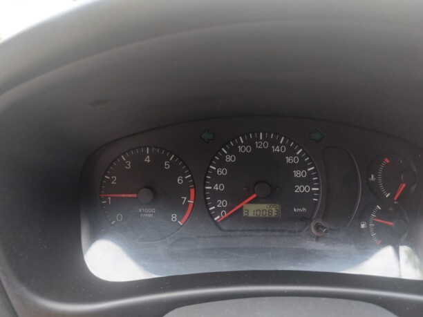 Mitsubishi Colt V, 1999 г.